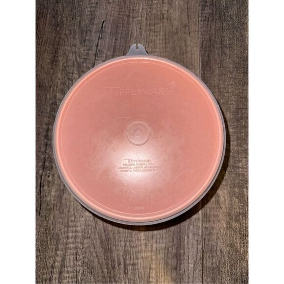 Vintage Tupperware 235 Harvest Orange Wonderlier Mixing Bowl - Picture 1 of 4